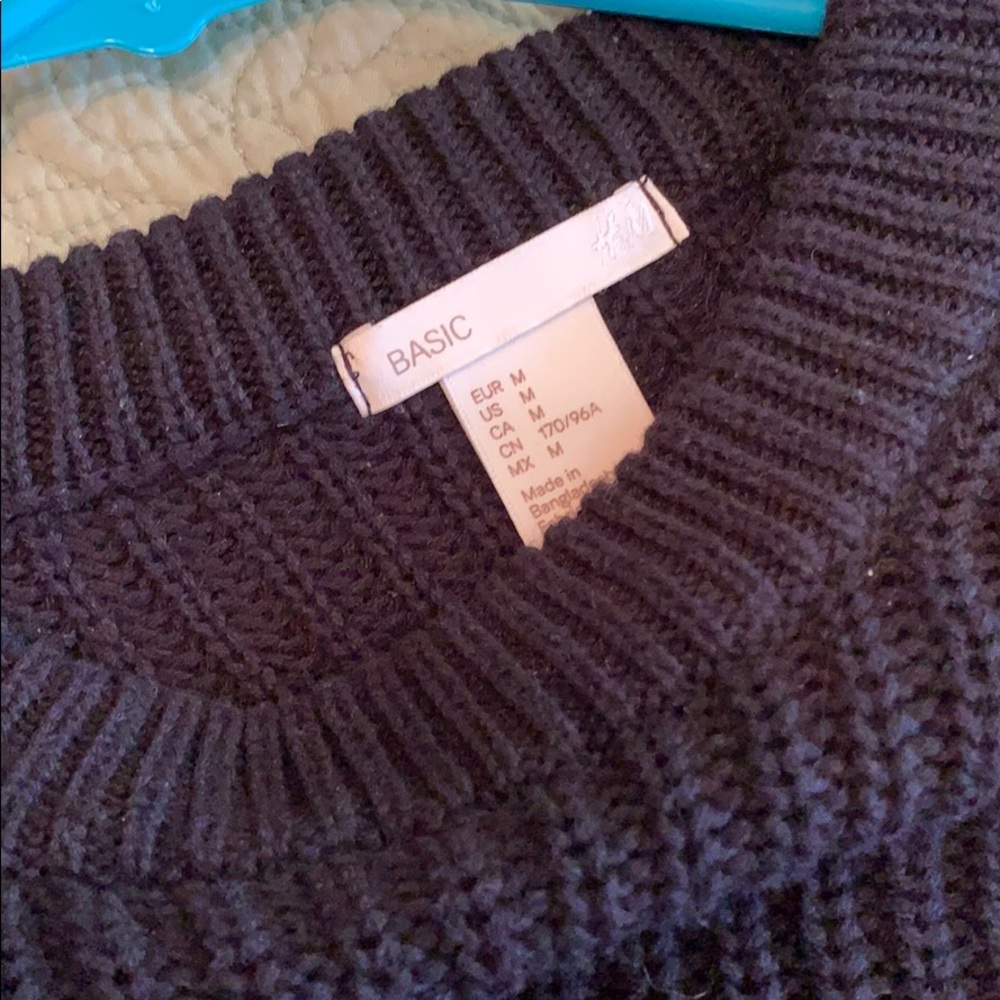 H&M black sweater!